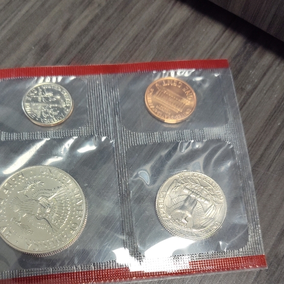 Coin Collection with Red Border - Picture 7 of 7